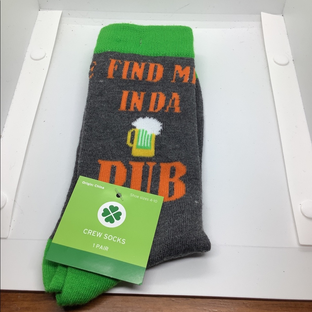 St Patrick’s Day - Crew Socks - Find Me In Da Pub